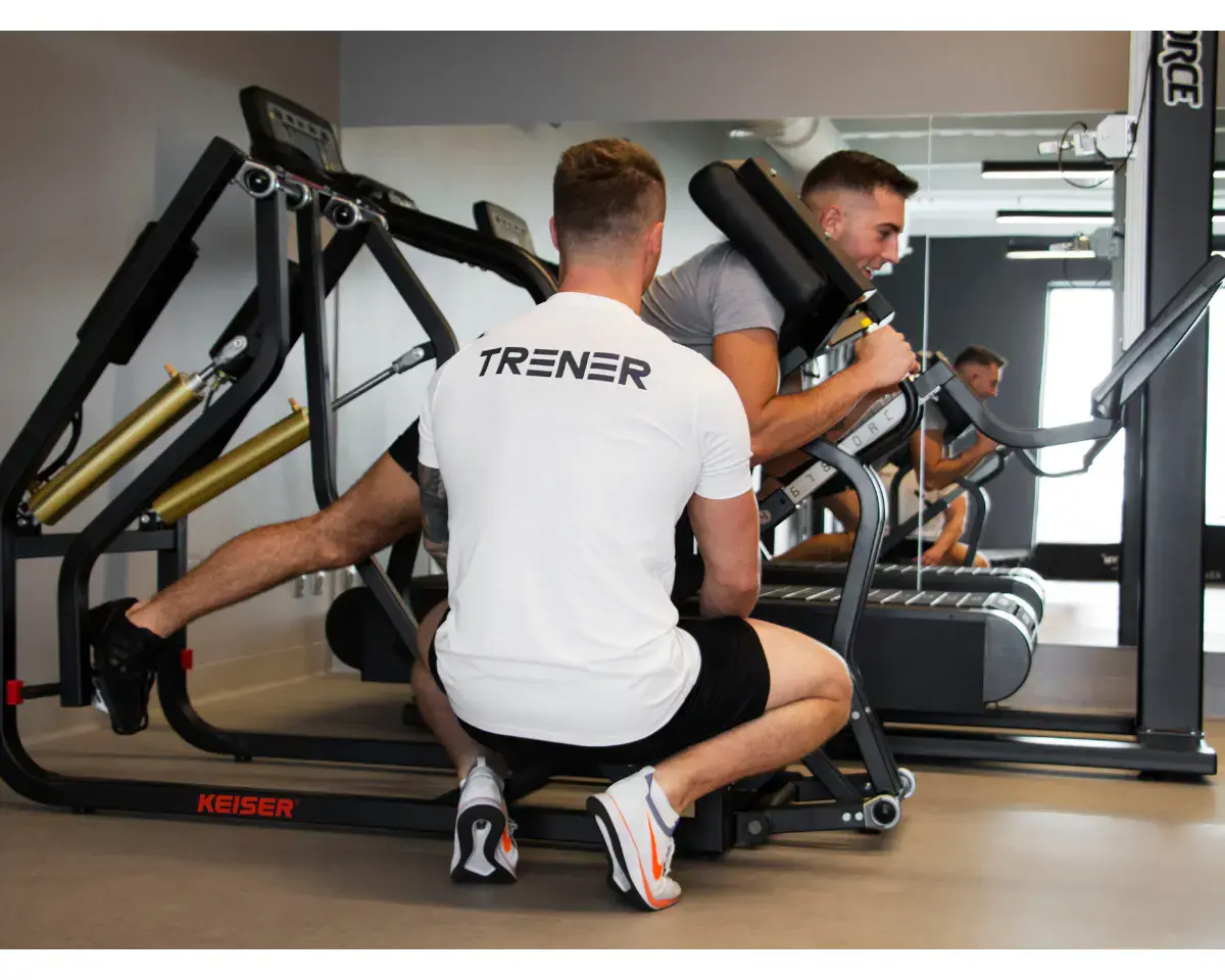 Trening siły na siłowni — Teho Sport Trzebownisko